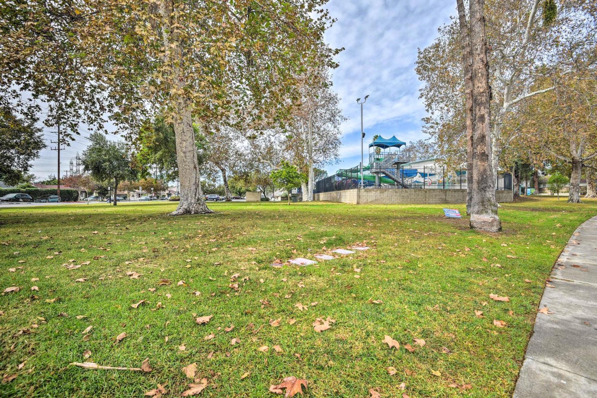فيلا Stylish And Modern Burbank Gem With Private Yard! المظهر الخارجي الصورة