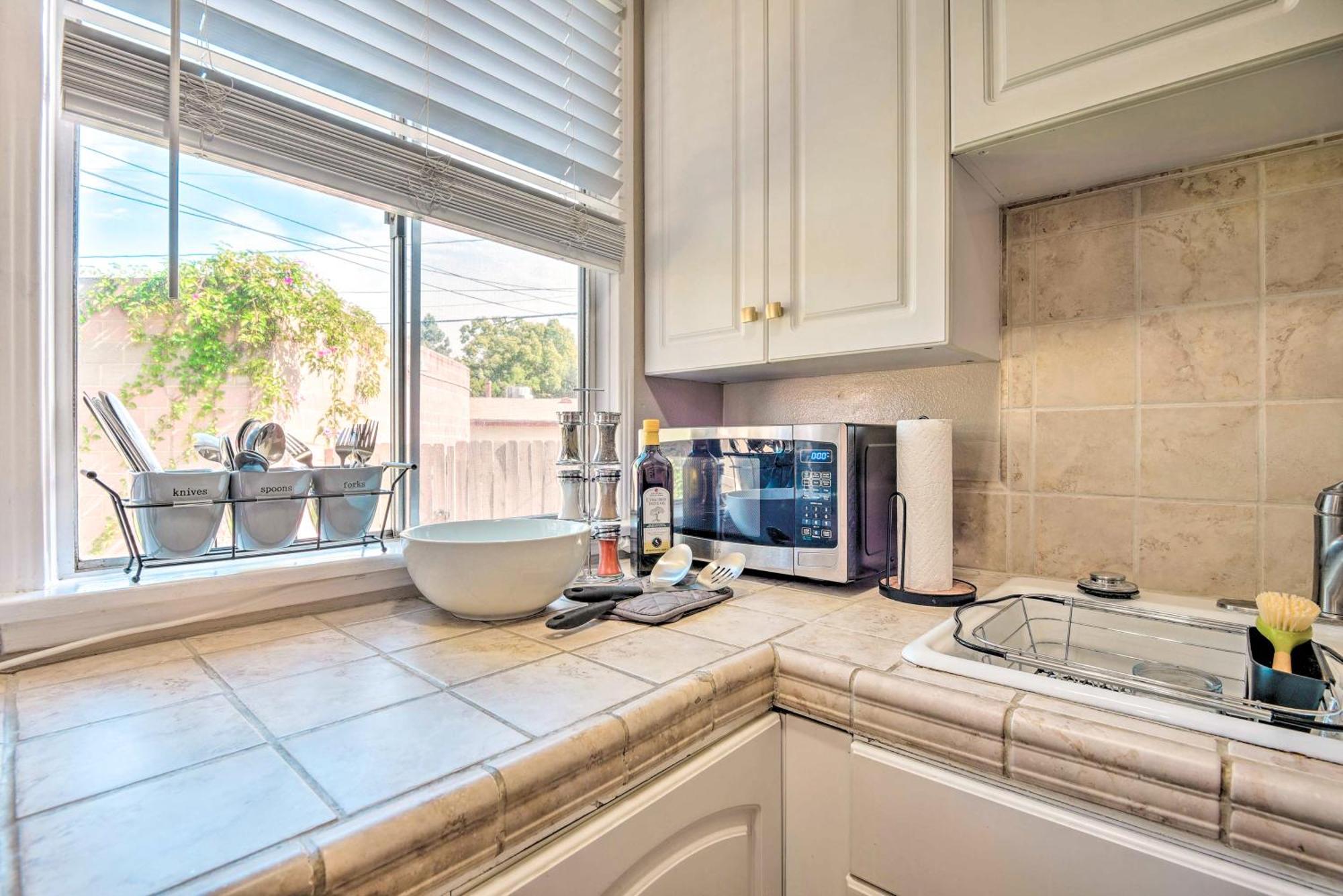 فيلا Stylish And Modern Burbank Gem With Private Yard! المظهر الخارجي الصورة